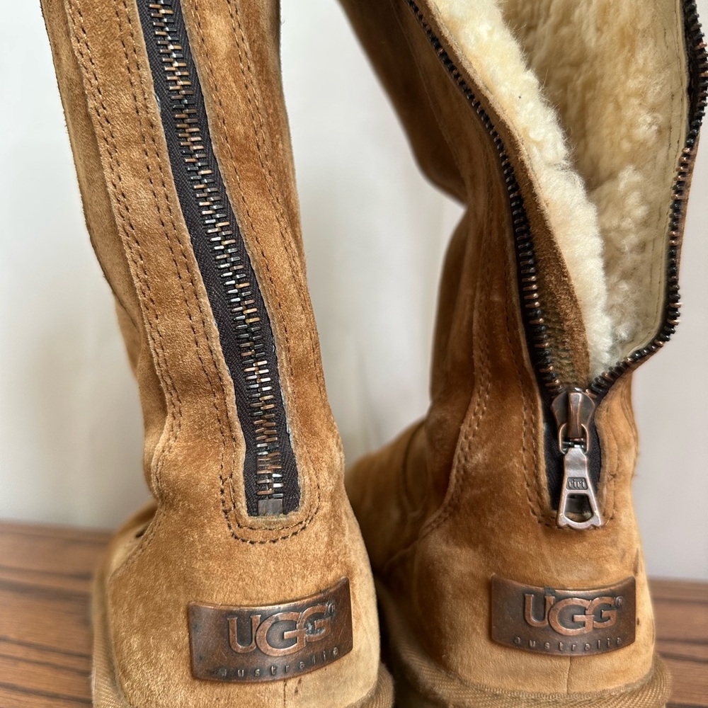 UGG Australia Chestnut Knightsbridge Genuine Shearling Lined Tall Back Zipper